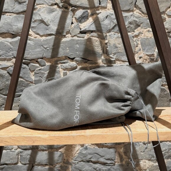 Tom Ford Fuchsia Satin Velvet Bow Pumps - Picture 12 of 12